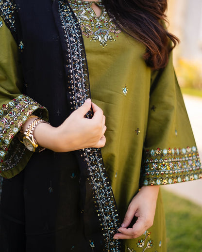 PURE LAWN Embroidery 3PC