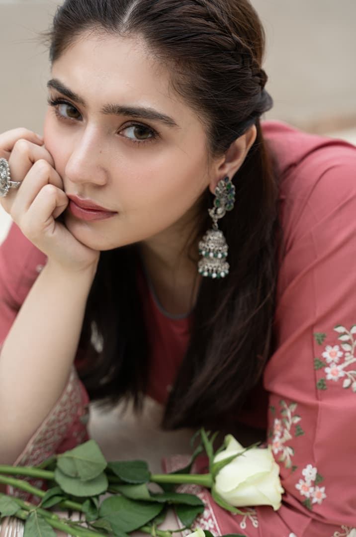 Dur e fishan emberiodery 2pc