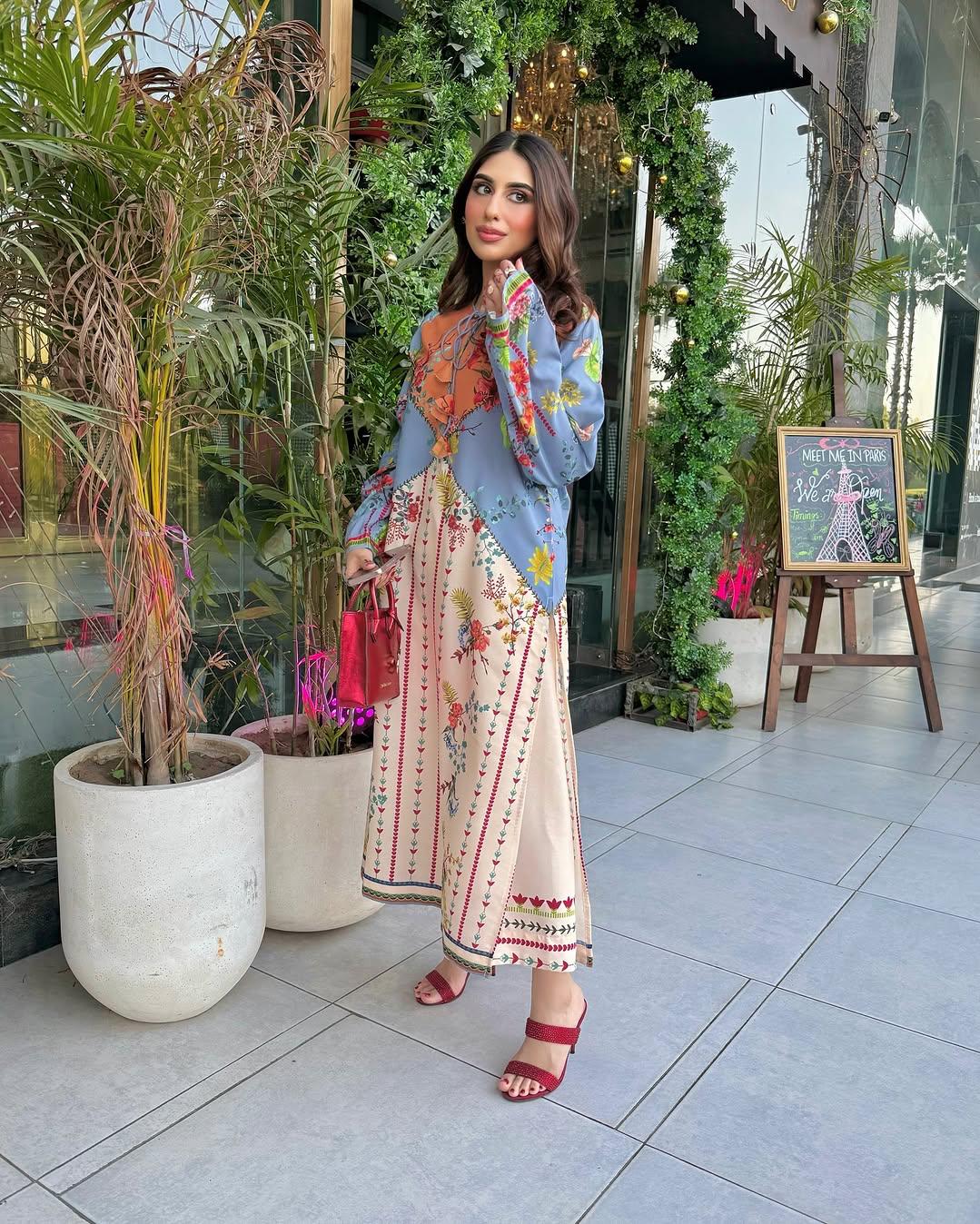 Azmin digital print 2pc