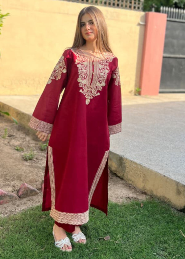 LAIBA MAROON ELEGANCE EMBROIDERED 2PC