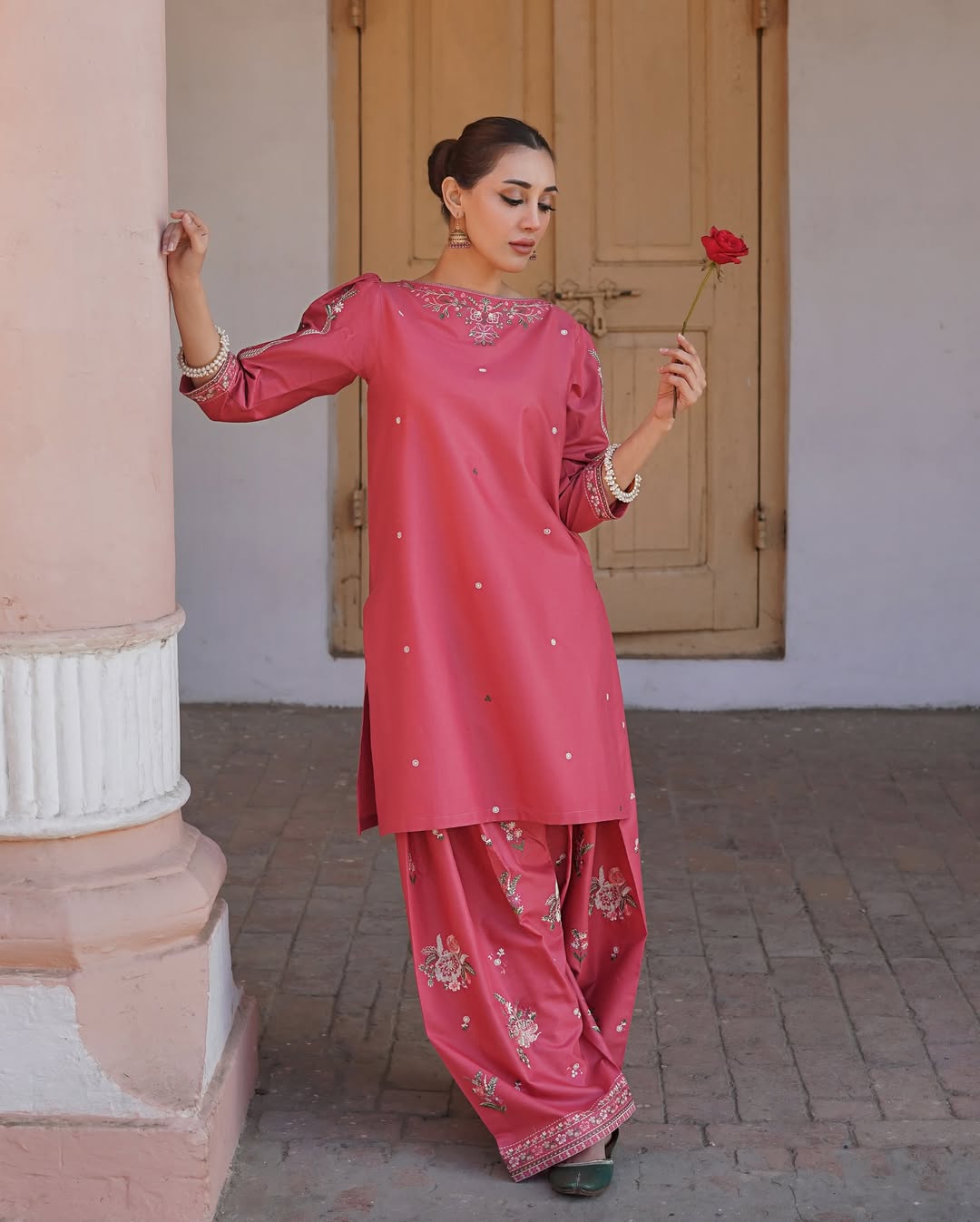 MEHAK EMBROIDERY 2PC (FARSHI)