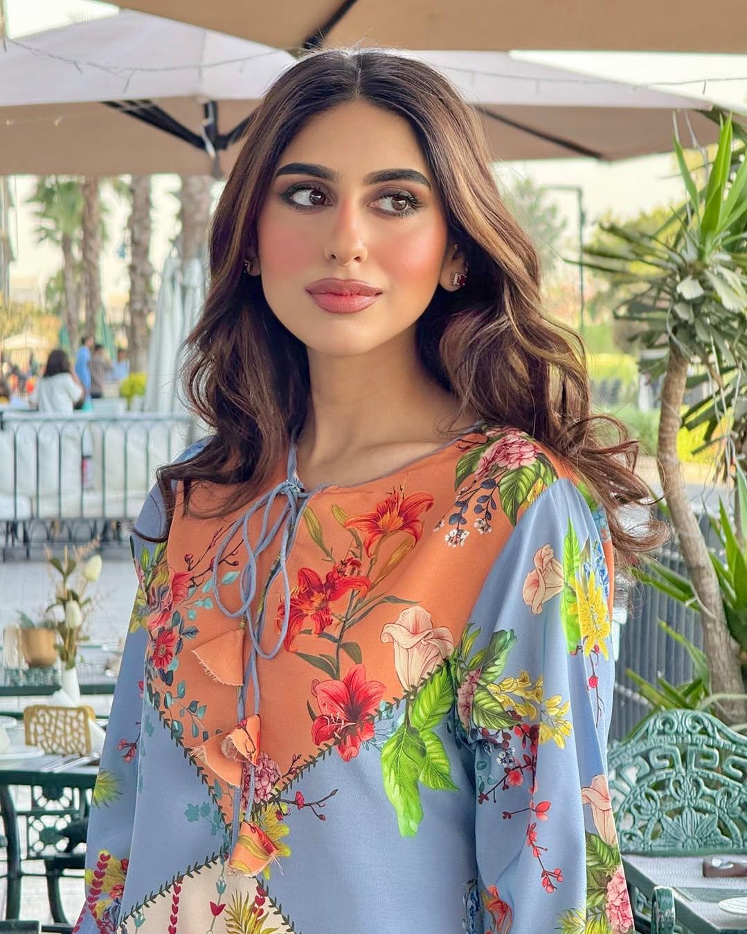 Azmin digital print 2pc